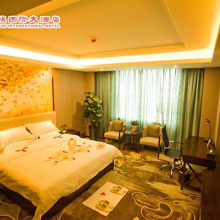 Huangzu International Hotel หวยฮั่ว ภายนอก รูปภาพ