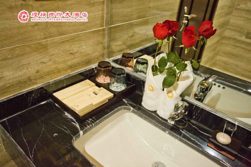 Huangzu International Hotel หวยฮั่ว ภายนอก รูปภาพ