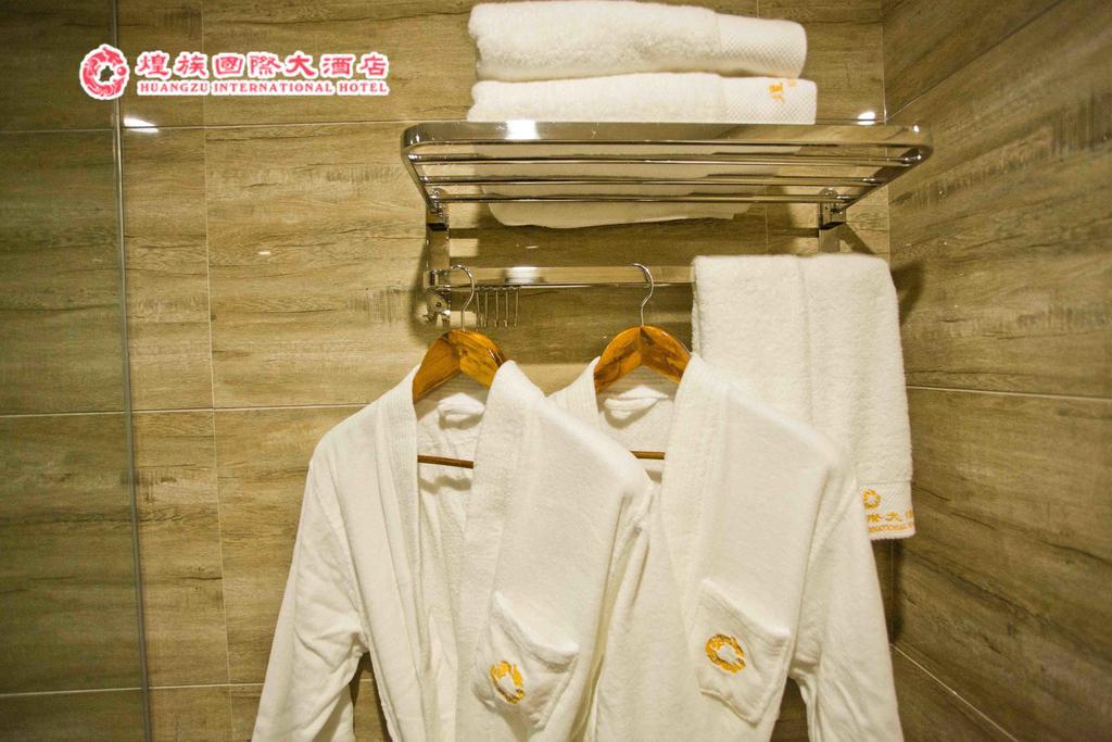 Huangzu International Hotel หวยฮั่ว ภายนอก รูปภาพ
